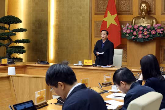 Ứng phó bão số 15: Duy trì kịch bản rủi ro cấp độ 4 ở các khu vực có nguy cơ sạt lở