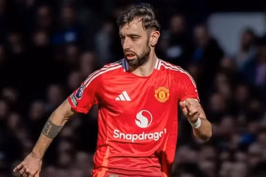 MU chia điểm đáng tiếc trước Sociedad, Tottenham gục ngã tại Europa League