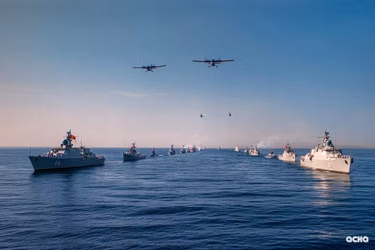 Diễu binh vũ trang trên biển: Bức tranh hùng tráng, thể hiện quyết tâm bảo vệ chủ quyền Tổ quốc