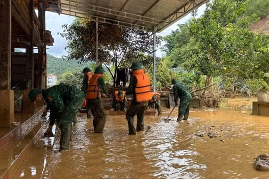 Quân đội khẩn trương khắc phục hậu quả mưa lũ tại tỉnh Điện Biên, Sơn La