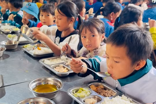 Hỗ trợ trẻ 3–5 tuổi vùng khó khăn: Thêm 360.000 đồng tiền ăn và 150.000 đồng chi phí học tập mỗi tháng