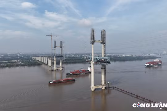 Thi công trở lại cầu Phước Khánh trên cao tốc Bến Lức - Long Thành