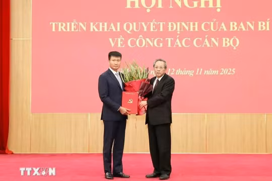 Chủ tịch tỉnh Lào Cai Trần Huy Tuấn giữ chức Phó Bí thư Tỉnh ủy Ninh Bình