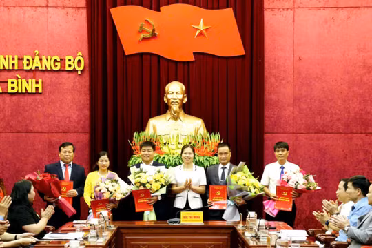 Hợp nhất Báo và Đài PT&TH tỉnh Hoà Bình thành Báo Hoà Bình