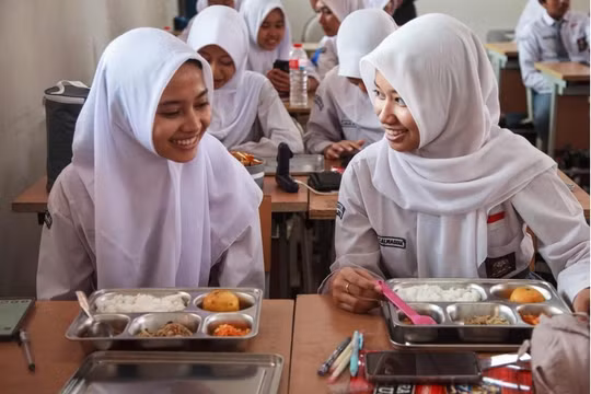 Indonesia đối mặt nguy cơ nợ nần từ chương trình bữa ăn miễn phí 4 tỷ USD