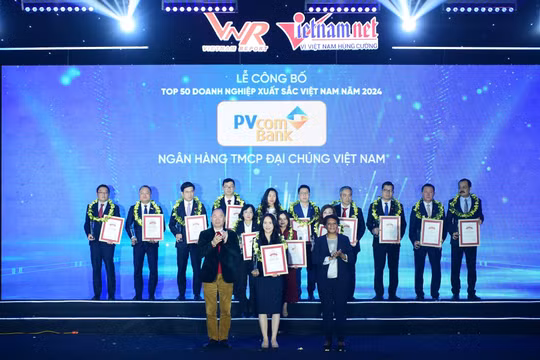 PVcomBank vươn tầm trong Top 500 Doanh nghiệp lớn nhất Việt Nam năm 2024