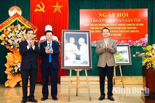 Ninh Bình đồng loạt tổ chức Ngày hội Đại đoàn kết toàn dân tộc tại thôn, tổ dân phố