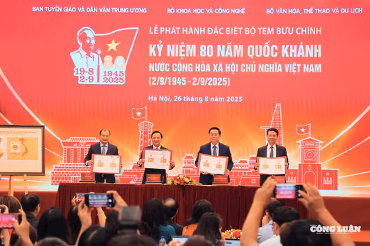 Bộ tem đặc biệt kỷ niệm 80 năm Quốc khánh: Dấu mốc Bác Hồ đọc Tuyên ngôn Độc lập và niềm tự hào Việt Nam