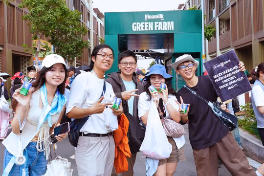 Thị trường nước ngoài lần đầu tiên đóng góp trên 20% doanh thu của Vinamilk
