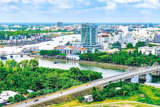 Phó Thủ tướng chỉ đạo xử lý kiến nghị của thành phố Cần Thơ, báo cáo kết quả trước 30/7