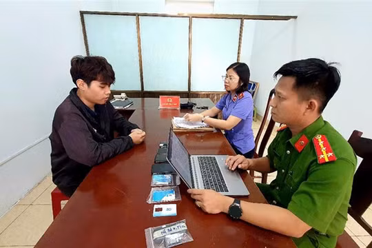 Nam sinh viên dựng kịch bản lừa 28 người mua xe ôtô cũ chiếm đoạt 139 triệu đồng