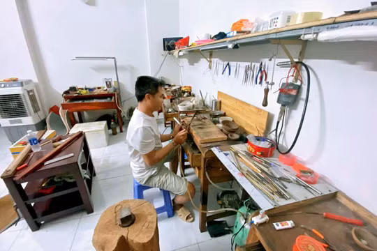 Bắt 6 đối tượng bán vàng giả, thu giữ 65 lượng vàng thật