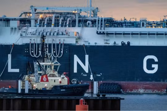 Ukraine ký thỏa thuận LNG với Ba Lan giữa các cuộc tấn công của Nga