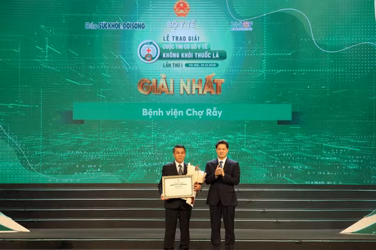 Vinh danh 20 cơ sở y tế tiêu biểu xây dựng môi trường không khói thuốc