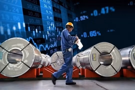 VN-Index vượt mốc 1.300 điểm