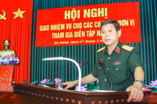Thủ tướng bổ nhiệm Tư lệnh và Chính ủy Quân khu, Bộ Quốc phòng
