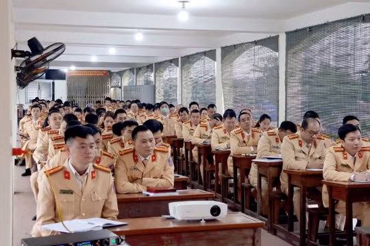 CSGT Hà Nội sẵn sàng tiếp nhận sát hạch, cấp đổi giấy phép lái xe