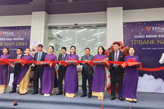 Nam Định: Ngân hàng TPBank khai trương trụ sở mới, khẳng định cam kết phát triển thị trường