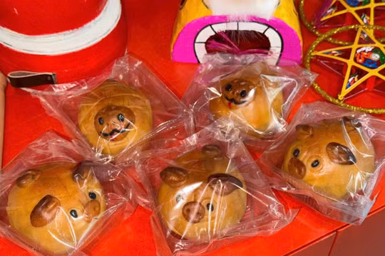 Bánh Trung thu 'handmade' hình con vật: Sáng tạo hút khách mùa trăng rằm