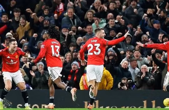 Man Utd vs Wolves: Quỷ đỏ vượt khó tại Old Trafford