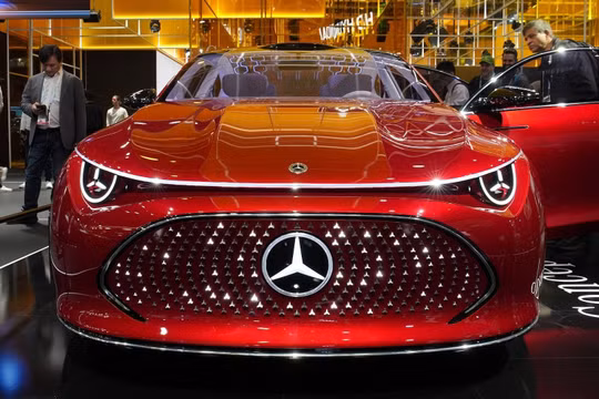 Tương lai ảm đạm của Mercedes và Porsche