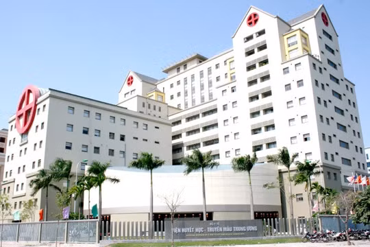 Nhiều gói thầu mua sắm thuốc, vật tư y tế giá trị trên trăm tỷ đang tìm kiếm nhà thầu