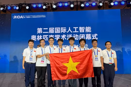 Đội tuyển Việt Nam ‘đại thắng’ tại Olympic Trí tuệ nhân tạo quốc tế 2025