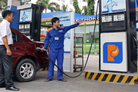 Giá xăng có thể giảm lần thứ 4 liên tiếp vào chiều nay