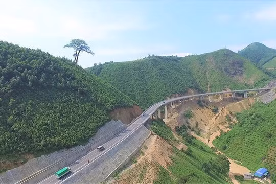 Loạt dự án cao tốc, cảng biển, sân bay được bổ sung vào danh mục dự án quan trọng quốc gia, trọng điểm ngành GTVT