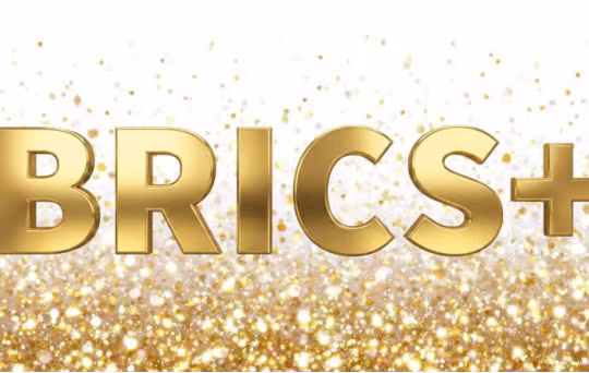 Khối BRICS chuyển sang dùng vàng thay đô la