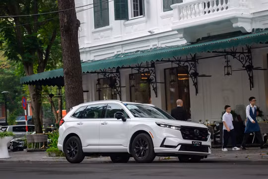 Xe hybrid Honda CR-V e:HEV sẽ lắp ráp trong nước từ năm 2026