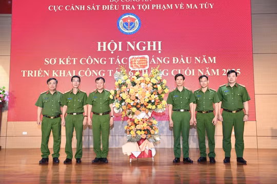 Đấu tranh giảm ‘nguồn cung’ ma túy từ sớm, từ xa, bảo vệ vững chắc an ninh trật tự