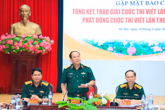 30 tác phẩm xuất sắc được lựa chọn trao giải Cuộc thi viết về Bảo vệ nền tảng tư tưởng của Đảng