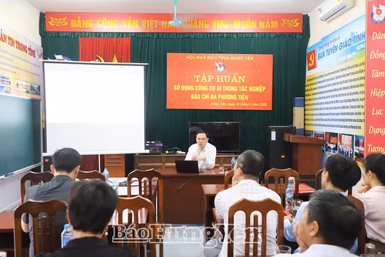 Hội Nhà báo Hưng Yên nâng cao năng lực số cho nhà báo