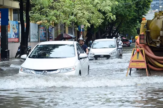 Dự báo thời tiết ngày 24/7: Bắc Bộ, Thanh Hóa, Nghệ An tăng mưa trong ngày