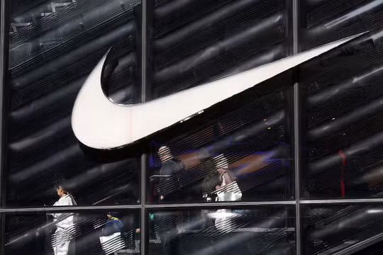 ‏Nike dự kiến ​​thuế quan của Hoa Kỳ sẽ khiến hãng thiệt hại 1 tỷ USD‏