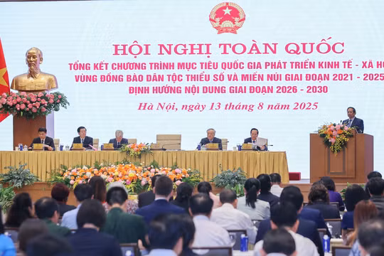 Thủ tướng chủ trì Hội nghị tổng kết Chương trình MTQG phát triển kinh tế - xã hội vùng đồng bào dân tộc thiểu số và miền núi