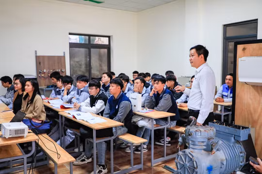 Đề xuất tôn vinh giáo viên trường nghề, phụ cấp ưu đãi cao nhất tới 85%