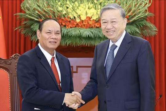 Làm sâu sắc hơn nữa mối quan hệ đoàn kết đặc biệt Việt Nam - Lào