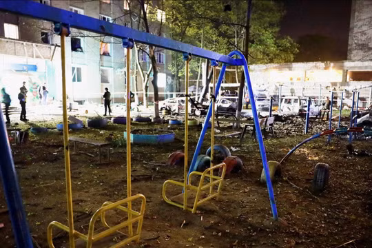 Ukraine nói Nga sử dụng chiến thuật tấn công quy mô lớn kiểu mới