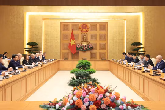 Phó Thủ tướng Hồ Đức Phớc tiếp hơn 40 doanh nghiệp của Pháp, thúc đẩy hợp tác kinh doanh với Việt Nam