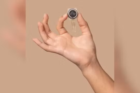 Người đàn ông mắc ALS có thể nói trở lại nhờ cấy ghép não Neuralink
