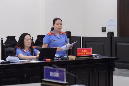 Cựu TGĐ Công ty Chè Việt Nam lĩnh án 12 năm tù, Giám đốc Công ty Vàng Phú Cường bị đề nghị 14-16 năm tù