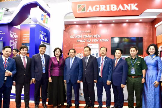 Chuyển đổi số ngành Ngân hàng 2025: Kiến tạo hệ sinh thái tài chính thông minh, nhân văn và toàn diện