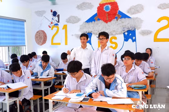 Thanh Hóa tạo “bệ phóng tri thức” cho thời đại mới