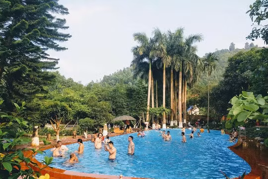 Hà Nội yêu cầu giám sát các khu nghỉ dưỡng, homestay có bể bơi, bảo đảm phòng, chống đuối nước