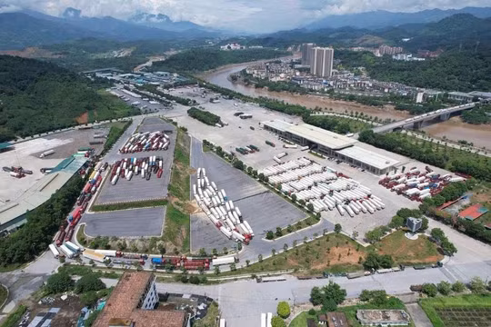 Chính phủ phê duyệt điều chỉnh Khu kinh tế cửa khẩu Lào Cai: Tầm nhìn 2045 và mục tiêu trở thành trung tâm giao thương quốc tế