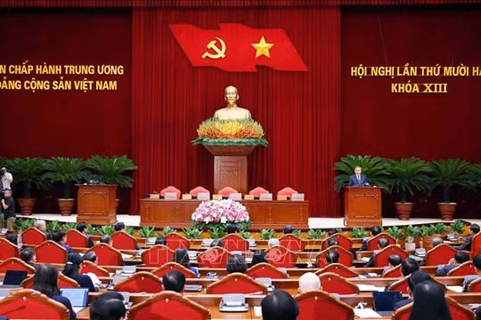 Thông báo Hội nghị lần thứ 12 Ban Chấp hành Trung ương Đảng khóa XIII