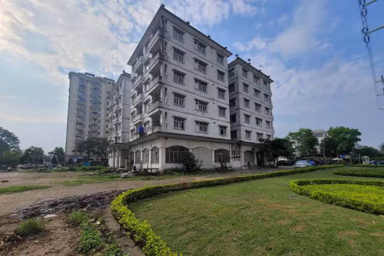 TP Hà Nội: Dấu hiệu lãng phí từ những tòa nhà tái định cư 'bỏ hoang' nhiều năm