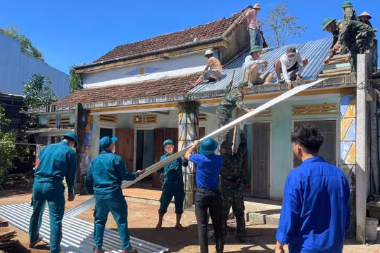 Khắc phục nhanh hậu quả bão, lũ tại Trung Bộ: Đảm bảo người dân có nhà mới đón Tết dương lịch và Tết Nguyên đán Bính Ngọ